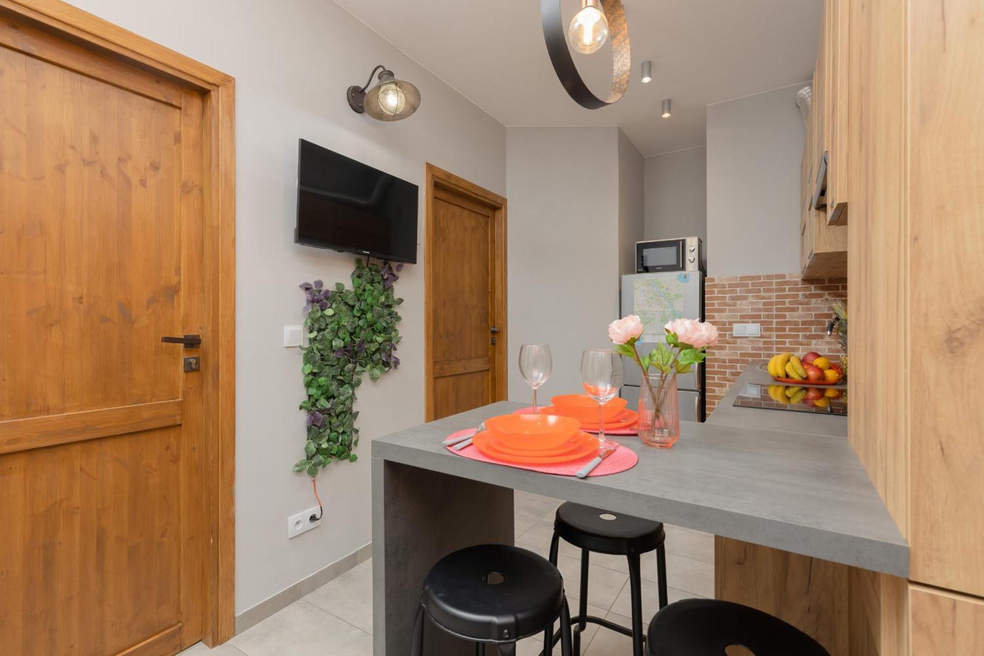 Cozy Three-Bedroom Family Apartment In Warsaw By Noclegi Renters المظهر الخارجي الصورة